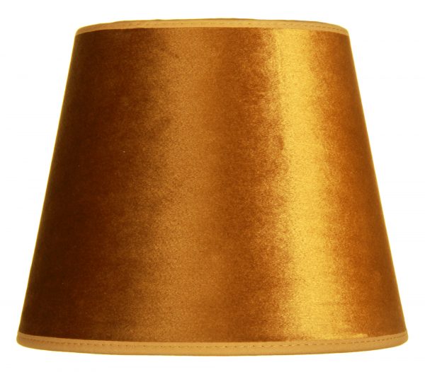 Yksivärinen lampunvarjostin jonka väri on kulta. Varjostin on materiaaliltaan laminoitua kangasta.
