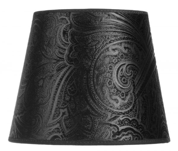 Kuvioitu lampunvarjostin jonka väri on musta. Varjostin on materiaaliltaan laminoitua kangasta.