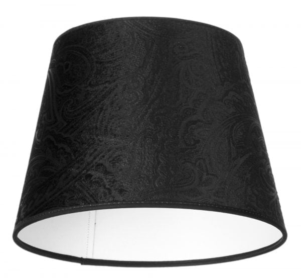 Kuvioitu lampunvarjostin jonka väri on musta. Varjostin on materiaaliltaan laminoitua kangasta. Sisäpuoli on valkoinen.