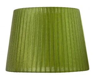 Yksivärinen lampunvarjostin jonka väri on vihreä. Varjostin on materiaaliltaan organzaa.