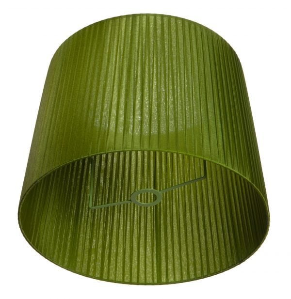 Lampunvarjostin jonka väri on vihreä. Varjostin on materiaaliltaan organzaa.