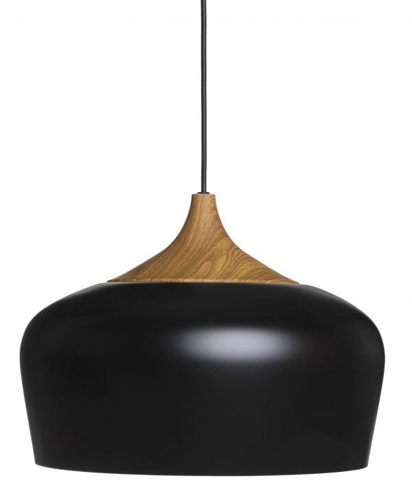 Musta metallinen riippuvalaisin, jossa on puukuvioitu koristeosa.